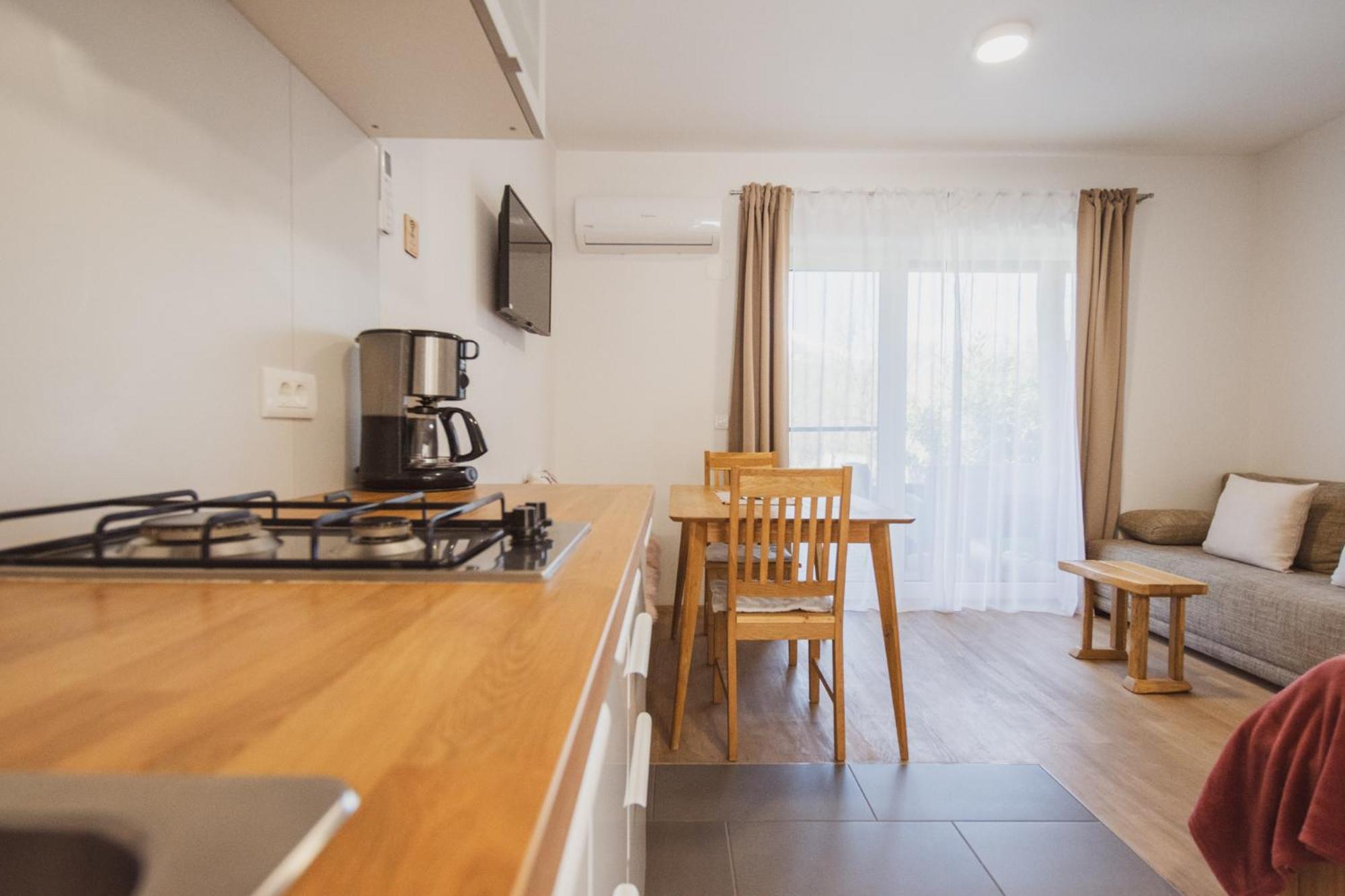 Pr'Fik Apartments Kranj Habitación foto